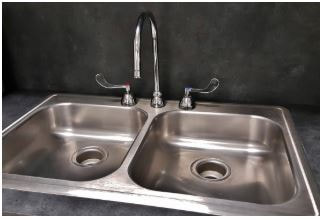 Twin shiny sink, fully installed